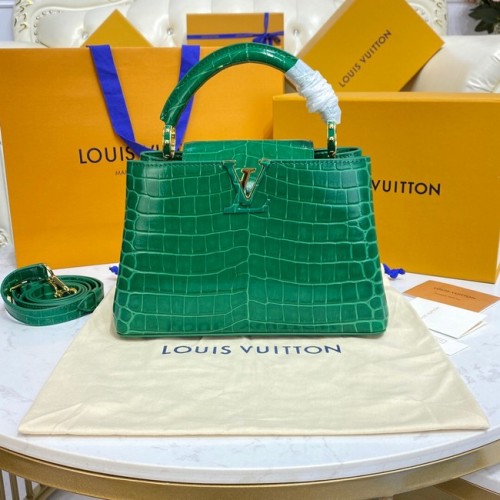Cuir de crocodile Louis Vuitton CAPUCINES BB M81190 vert