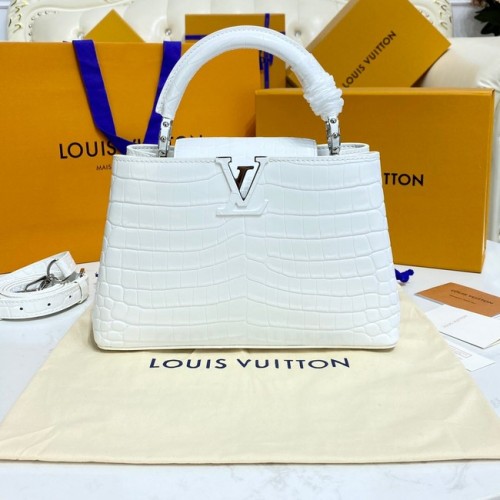 Louis Vuitton cuir de crocodile CAPUCINES BB M81190 blanc