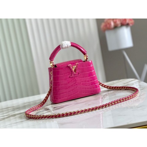 Louis Vuitton cuir de crocodile CAPUCINES MINI M81190 rose