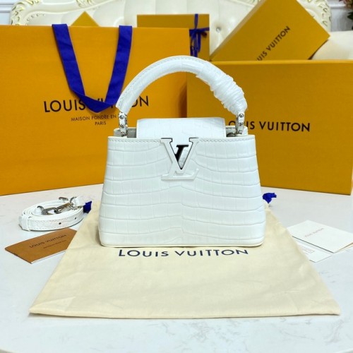 Cuir de crocodile Louis Vuitton CAPUCINES MINI M81190 blanc