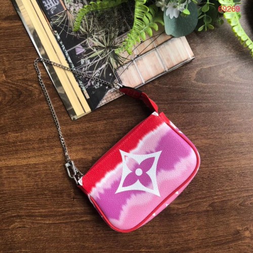 Louis vuitton ESCALE POCHETTE ACCESSOIRES Mini pochette M69269 rouge