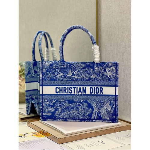 MOYEN DIOR BOOK TOTE Bleu fluo Toile de Jouy Broderie inversée M1296ZROC