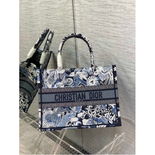 MOYEN DIOR BOOK TOTE Broderie Latte D-Constellation M1296ZRUV-2