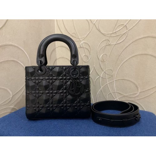 SAC FEMME DIOR MOYEN Cannage Cuir de veau C2813 noir