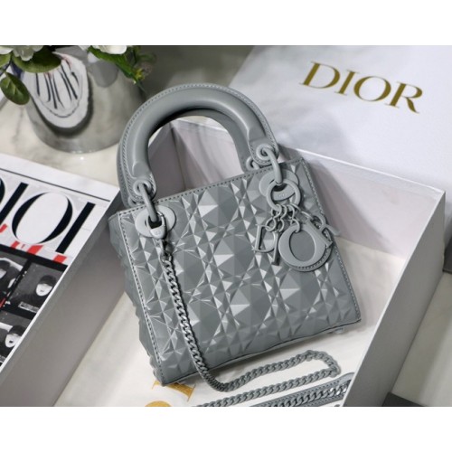SAC FEMME DIOR MOYEN Cannage Cuir de veau M0566OE gris