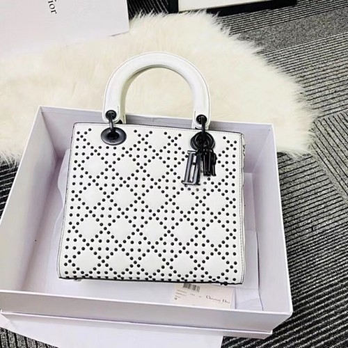 MINI SAC LADY DIOR CUIR DE VEAU M0579S blanc