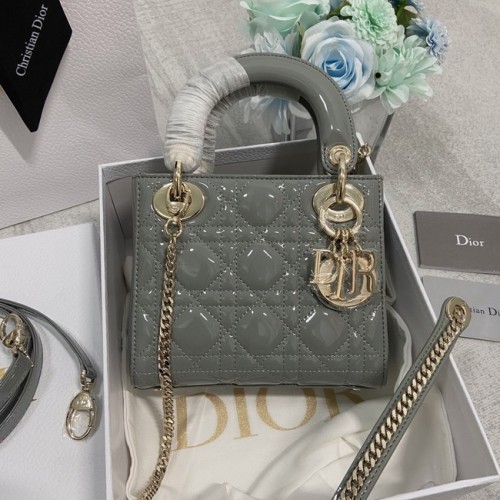 MINI SAC LADY DIOR Cuir de veau Cannage verni M0566OW gris&or