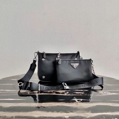 Prada Petit sac en cuir brossé 2BH168 noir