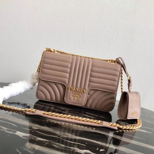 Prada Diagramme sac moyen en cuir 1BD108 Rose Foncé