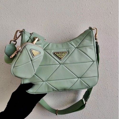 Prada Gaufre sac à bandoulière en cuir nappa 1BC151A vert clair