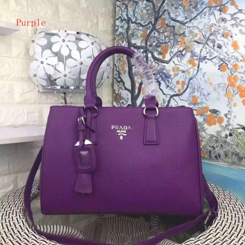 Prada sac fourre-tout en cuir grainé BL2970