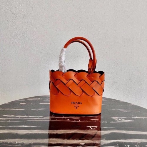 Prada Tress fourre-tout en cuir 1BG318 orange
