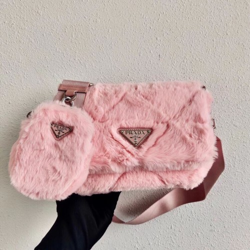 Prada Sac à bandoulière en poils de vison 1BC292M rose