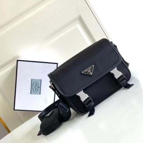 Sac Prada Nylon et cuir Saffiano 1NE255 noir