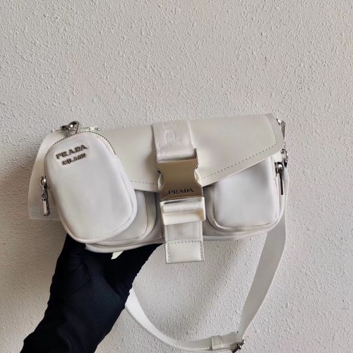 Sac Prada Pocket en nylon et cuir brossé 1BD295 blanc