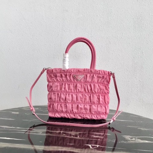 Sac fourre-tout en nylon Prada Re-Edition 1BG321 rose