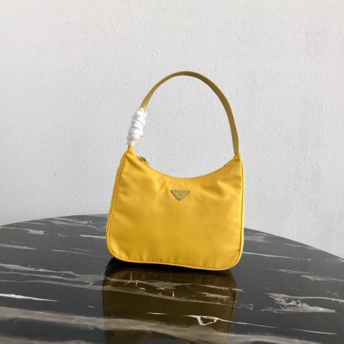 Prada Re-Edition nylon Tote bag MV519 jaune