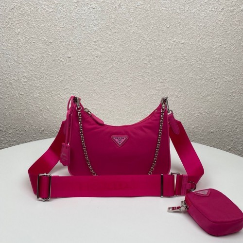 Sac à bandoulière en nylon Prada Re-Edition 1BH204 Rose foncé