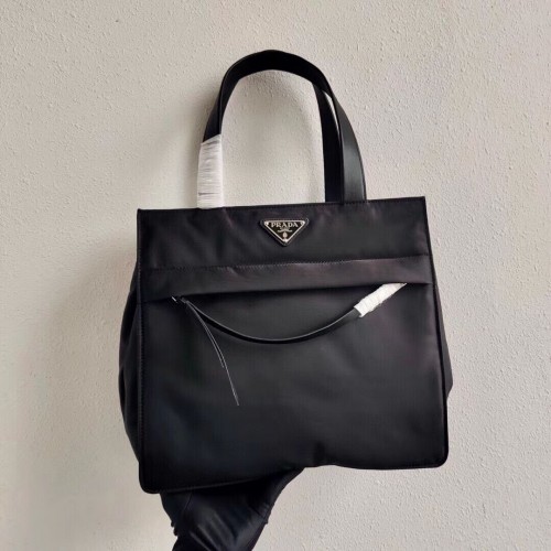 Prada Re-Edition sac cabas en nylon 1BC318 noir