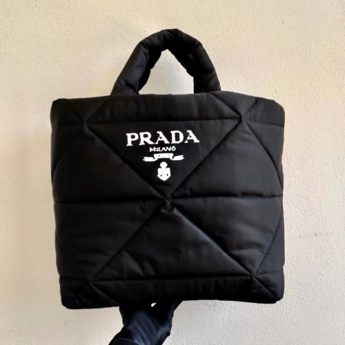 Prada Re-Nylon et sac à bandoulière en cuir Saffiano 2AG082 noir
