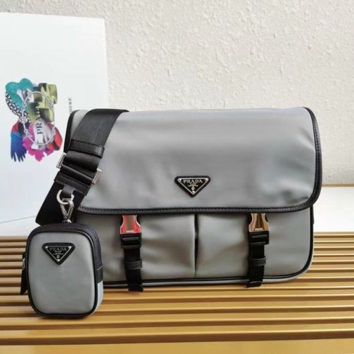 Prada Sac à bandoulière en cuir Re-Nylon et Saffiano 2XD770 gris