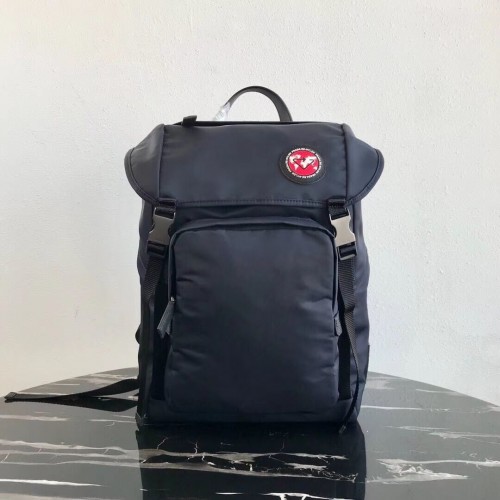 Sac à dos Prada Re-Nylon 2VZ135 noir&rouge