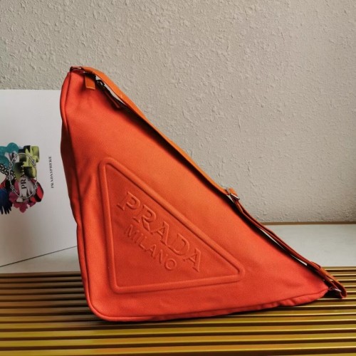 Prada Re-Nylon grand sac à bandoulière 2EV077 orange