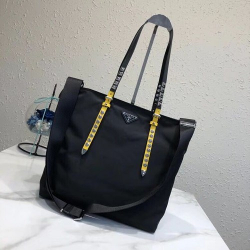 Prada Sac fourre-tout en cuir et nylon Saffiano 1BG212 noir&jaune