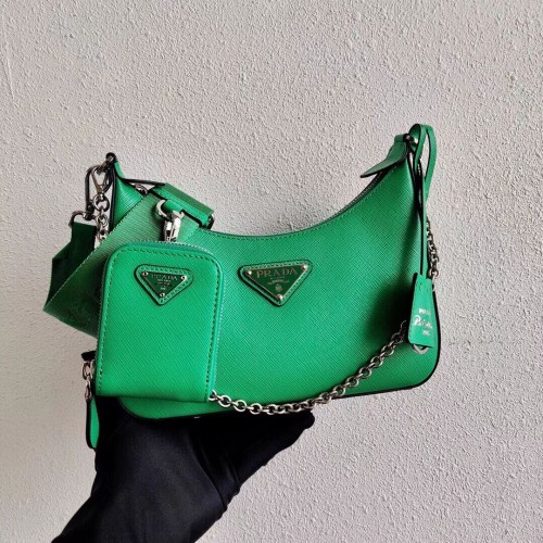 Prada mini sac à bandoulière en cuir Saffiano 2BH204 vert