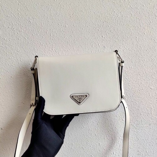 Prada Petit sac à bandoulière en cuir brossé 1BH308 blanc