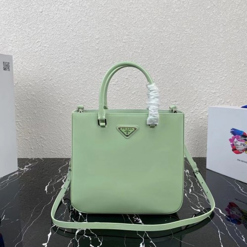 Cabas Prada en cuir brossé 1BA330 vert clair