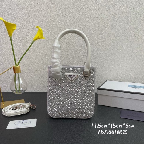 Petit sac Prada en cuir avec cabas en cristaux artificiels 1BC331 Blanc