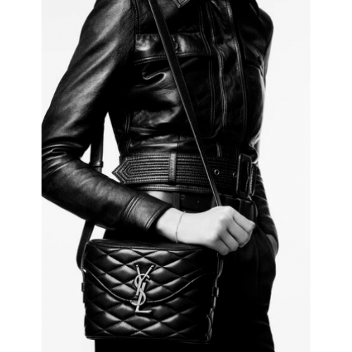 SAINT LAUREN SAC JUNE BOX EN CUIR D'AGNEAU MATELASSÉ 7100801 NOIR