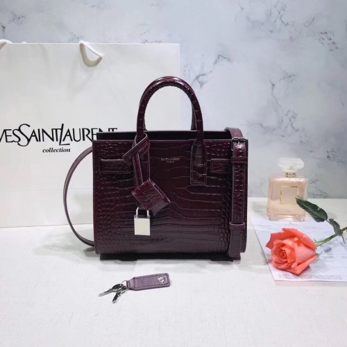 SAINT LAURENT Sac d'Orgue en Cuir Embossé Crocodile 392035 Bordeaux