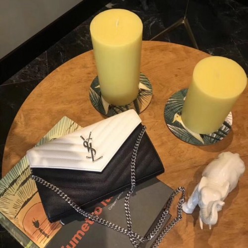 SAINT LAURENT Pochette enveloppe en cuir matelassé Monogram 26813 Noir&blanc