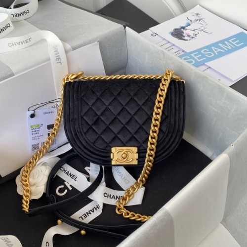 SAC MESSAGER PETIT GARÇON CHANEL AS3350 noir