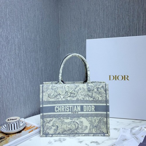 PETIT CABAS LIVRE DIOR Brodé M1296-3