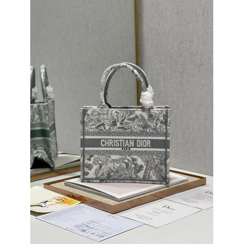 PETIT CABAS LIVRE DIOR Broderie C1331-2