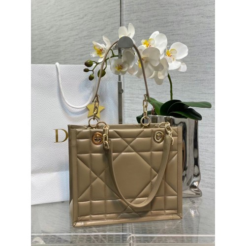 PETIT SAC CABAS DIOR ESSENTIAL Veau Archicannage Noisette M87211 NOIR