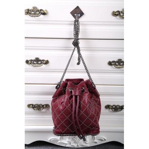 Stella McCartney Sac seau matelassé Falabella clouté SMC013 Bordeaux