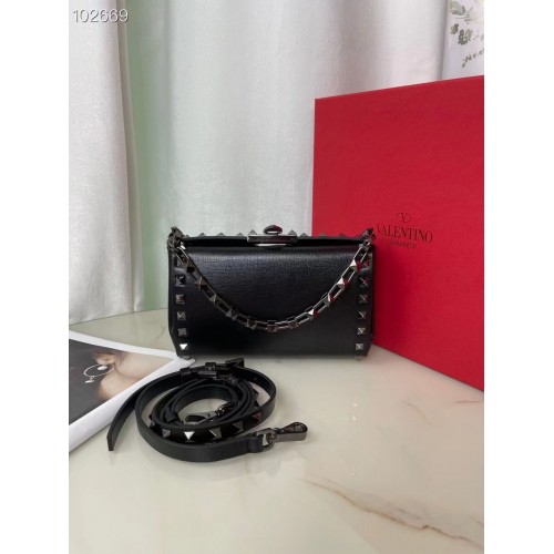 VALENTINO GARAVANI Sac à bandoulière Rockstud Alcove Grain veau CV0189 noir