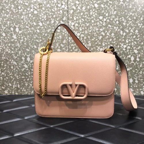 VALENTINO GARAVANI Sac à bandoulière en cuir de veau grainé Stud Sign 0809 rose