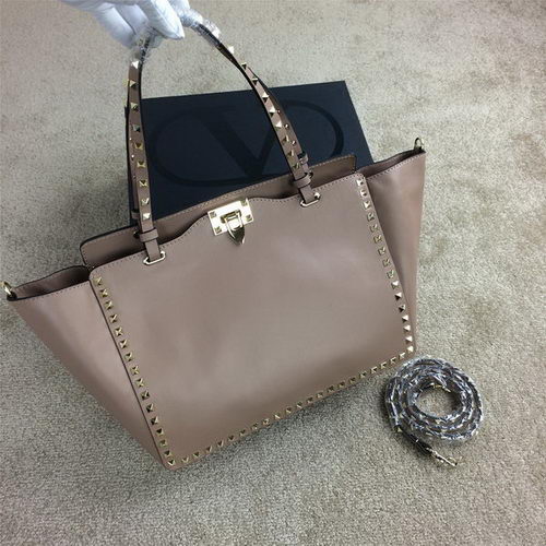 Valentino Garavani Rockstud Sac fourre-tout en cuir d'origine VG1917 Beige