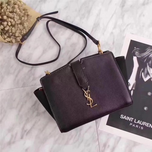 Yves Saint Laurent 2017 Sac à bandoulière en cuir de veau Y8021 Noir