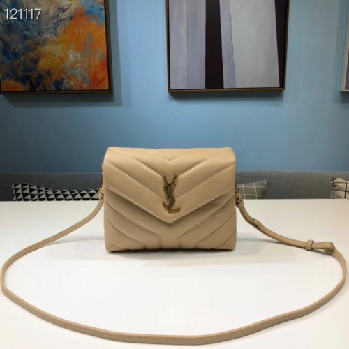 Yves Saint Laurent Sac fourre-tout en cuir de veau 467072 abricot