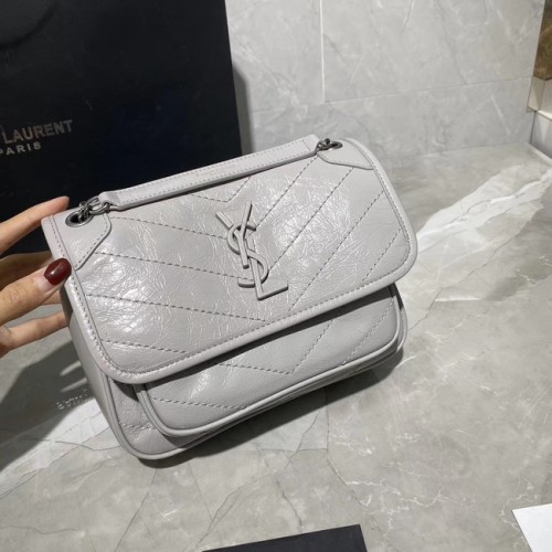 Yves Saint Laurent NIKI BÉBÉ EN CUIR D'AGNEAU 498893 GRIS PERLE