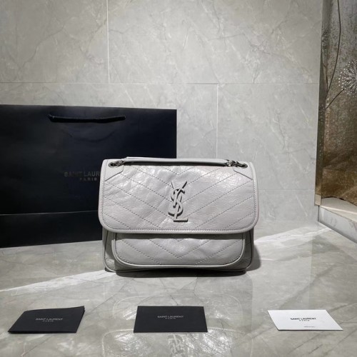Yves Saint Laurent Medium Niki Chain Bag 498894 GRIS PERLE