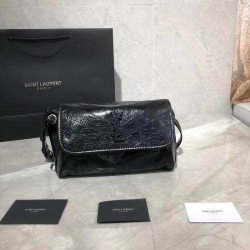 Yves Saint Laurent Niki Sac à bandoulière en cuir Y577124 Noir