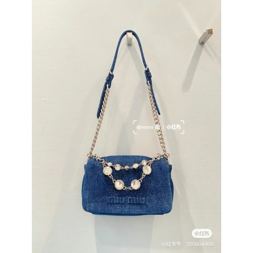 miu miu Sac à bandoulière en denim 5ND223 bleu