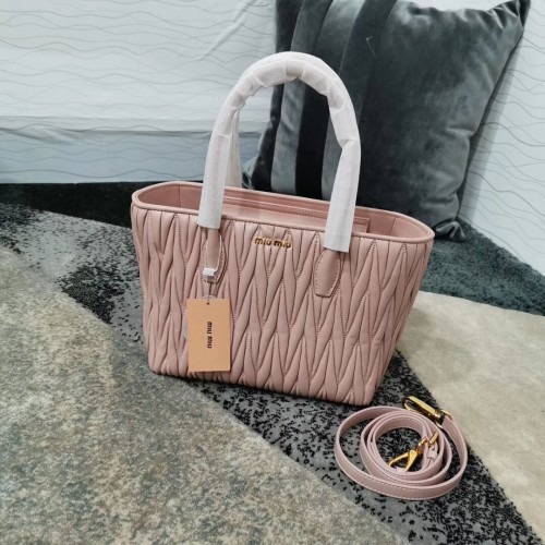 miu miu Matelasse Sac à main en cuir nappa 5BG163 rose